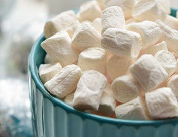 Skål med marshmallow